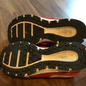 nike kids shoes pink